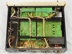 Accuphase C-230