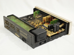 Accuphase C-230
