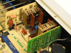 Accuphase C-230