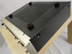 Accuphase C-230